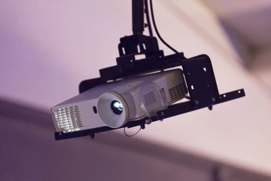 Choosing Between Ultra Short Throw Projector vs. Standard Front Projector 3 Standard Front Projection